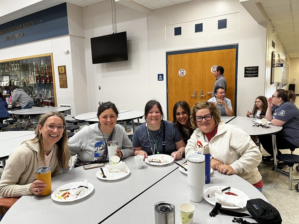 WestLibertyCSD's tweet image. We kicked off this morning with an amazing breakfast for all WLCSD staff as a thank you for all of their hard work this year!  Thank you to Jeff's Market for catering, it was a delicious way to start the day! #wlcomets #wlcometpride #endofyearbreakfast