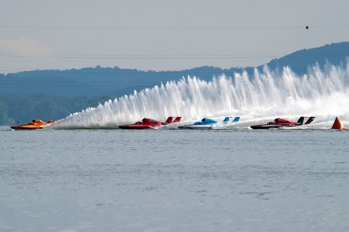 The Guntersville Lake HydroFest is June 6-8 w/ competitive racing, entertainment on land including a kid’s area, sponsor giveaways, and food vendors. Stay tuned to guntersvillelakehydrofest.com #visitnorthal