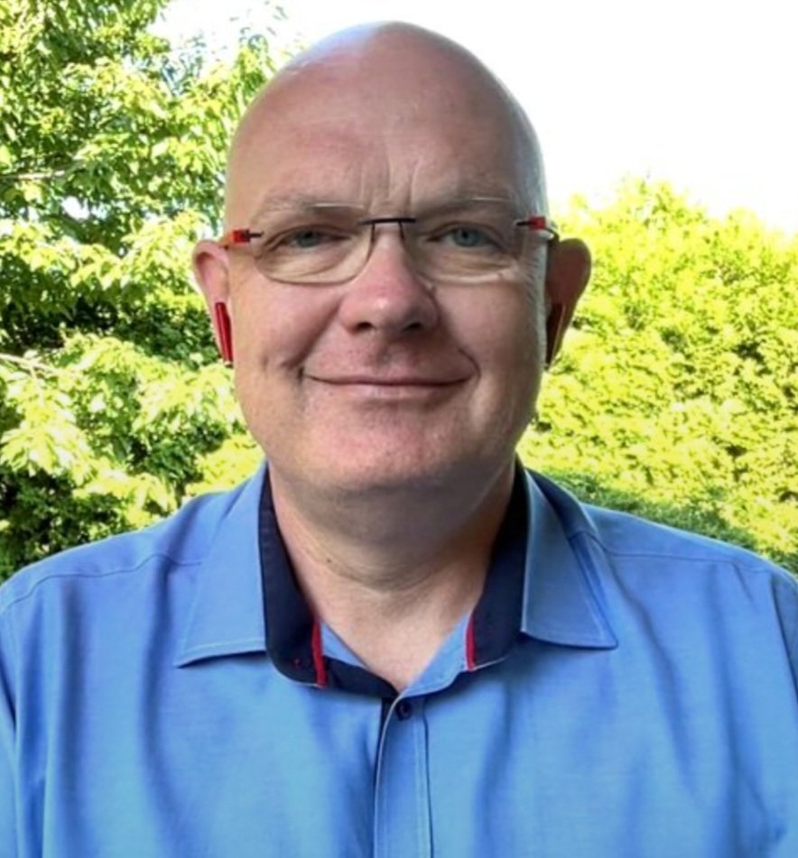 Do wyborów pozostało ~ 2,5 roku, ale myślę, że ten stały bywalec i fan tvRUSSpublika, Miszka Gramatyka, zaklepał już sobie miejsce na listach pisoMAFIJNEJ hałastry. Obrzydliwy typ!