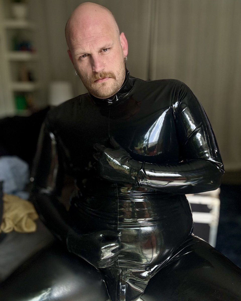 Could really do with some rubbery fun today. I mean, I could do with some everyday, but REALLY fancy some today