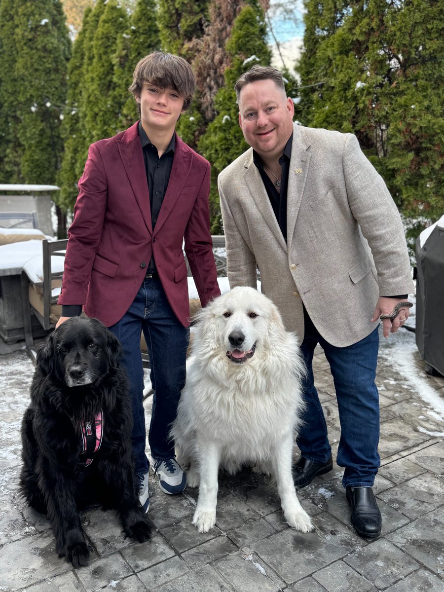 Sophomore Year in Review:
Me - My dad - our two dogs, Jessa &amp; Falkor - and Monty...