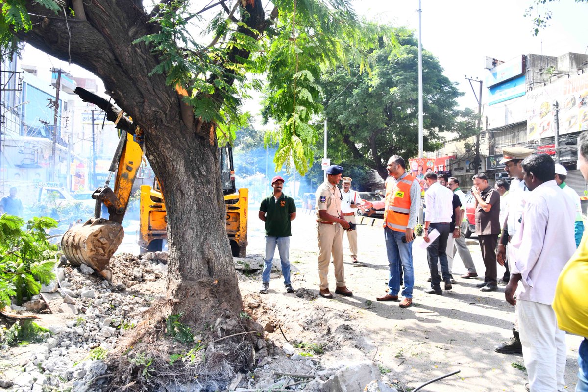 Hyderabad City Police tweet media