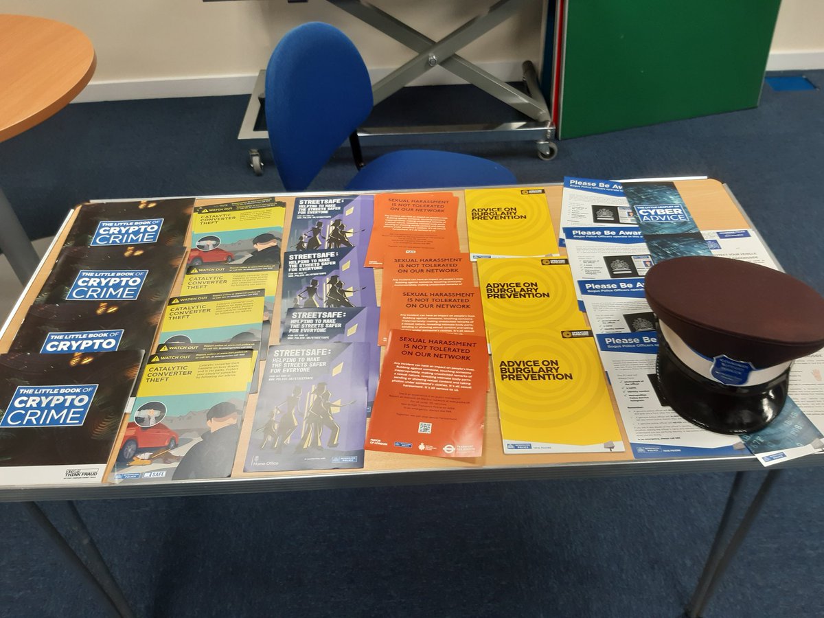 Barkingside Police (@mpsbarkingside) on Twitter photo <a href="/MPSBarkingside/">Barkingside Police</a>
#Communityfirs
#PCSO7005EA
SNT Barkingside are in Redbridge Institute HUB,Gaysham Avenue ,IG2 6TD . Please come along to speak with officers for any concern you may have.
Stay safe
In a emergency call 999
Non-emergency call 101 <a href="/MPSBarkingside/">Barkingside Police</a>
#Communityfirs
#PCSO7005EA
SNT Barkingside are in Redbridge Institute HUB,Gaysham Avenue ,IG2 6TD . Please come along to speak with officers for any concern you may have.
Stay safe
In a emergency call 999
Non-emergency call 101