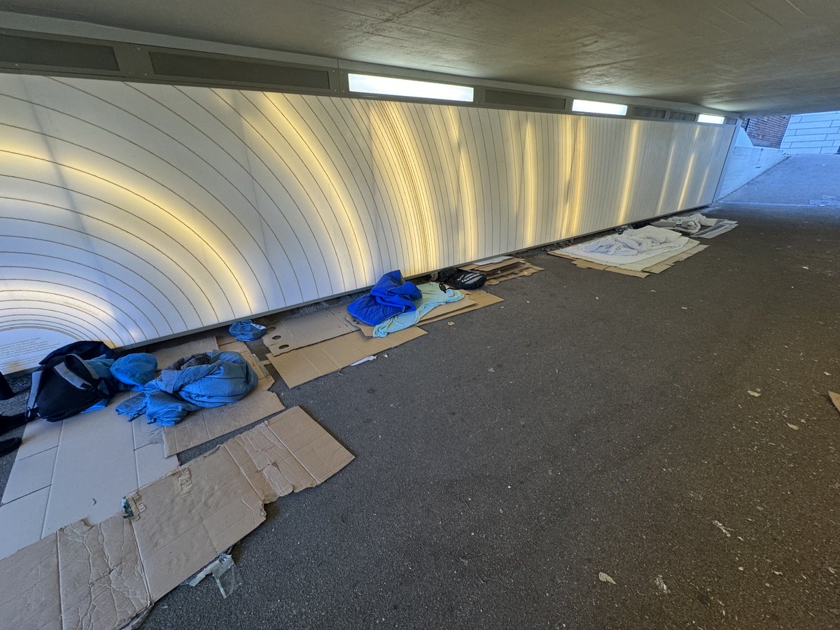 Hayes Town SNT (@mpsbotwell) on Twitter photo We have been working hard with our partners at <a href="/ThamesReach/">Thames Reach</a> and <a href="/Hillingdon/">Hillingdon Council</a> to reduce the number of homeless Males on the streets, if you have any concerns please report them here thamesreach.org.uk We have been working hard with our partners at <a href="/ThamesReach/">Thames Reach</a> and <a href="/Hillingdon/">Hillingdon Council</a> to reduce the number of homeless Males on the streets, if you have any concerns please report them here thamesreach.org.uk
