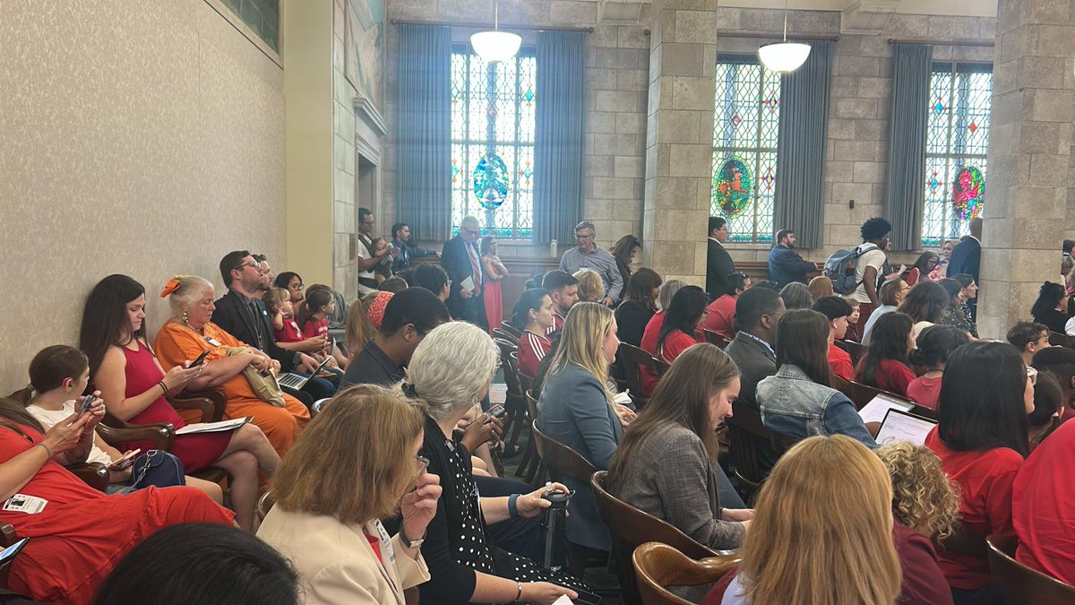 1/5
Today, homeschoolers from across New Jersey descended on Trenton in response to a fast-moving bill—S1796, introduced by Senator Angela McKnight.

The bill gained traction after an NJ.c0m article painted our homeschool laws as “too lax.”