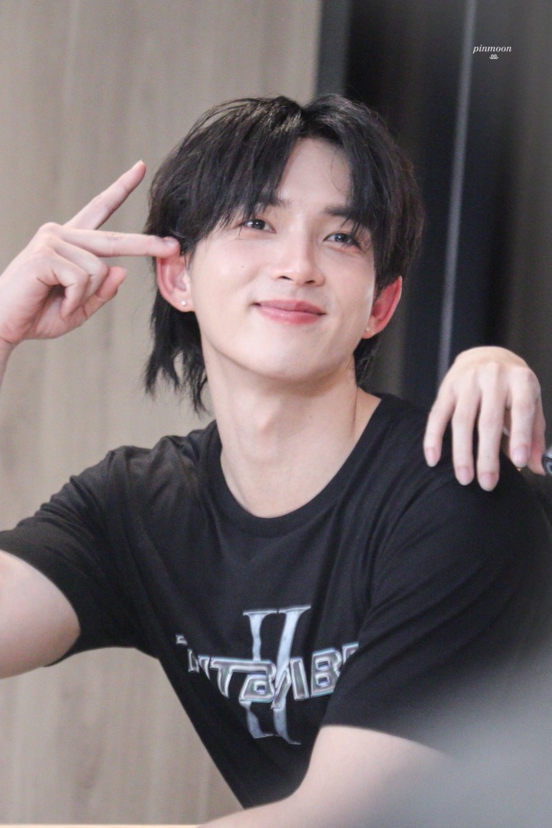 long time no meow 🐈💘🥛⭐️🏙️

BGF I WANT 2 SEE U SMILE
#รวมพลคนรักPITBABE
<a href="/garfinpkk/">Garfield 潘塗瑞</a> #Garfinpkk ₍^ >ヮ<^₎☆