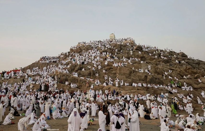 Hac Arafat'tır... 
Kurban Bayramınız mübarek olsun...
#Hac2025