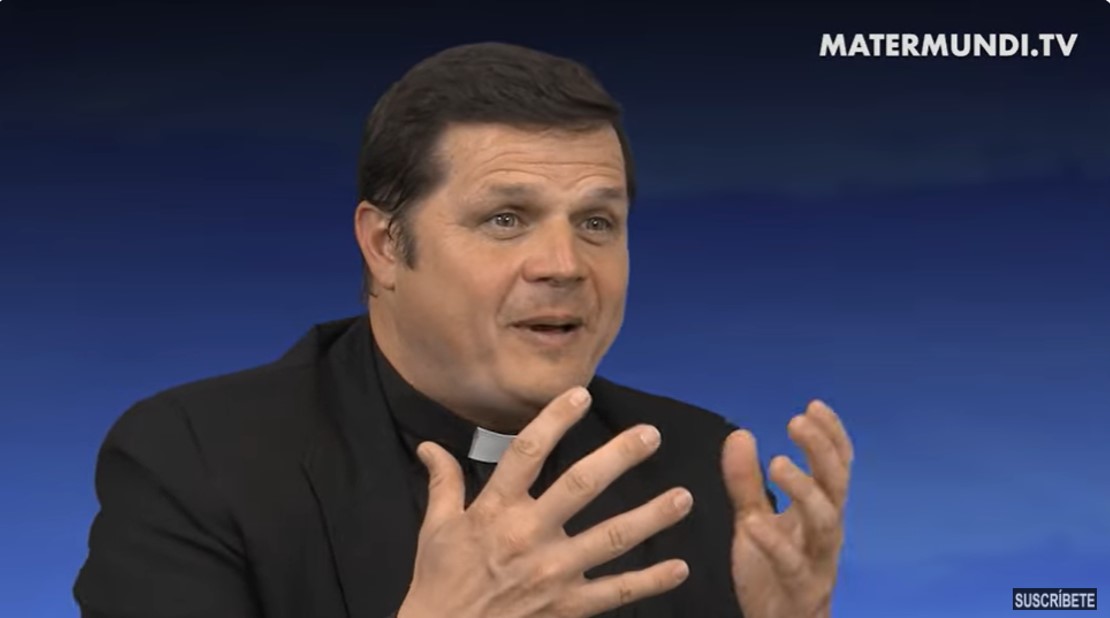 Jorge Ranninger, testigo del poder transformador y salvífico del Corazón de Jesús en las familias:  
 👉🏻youtu.be/UZ0mx1jJzr0