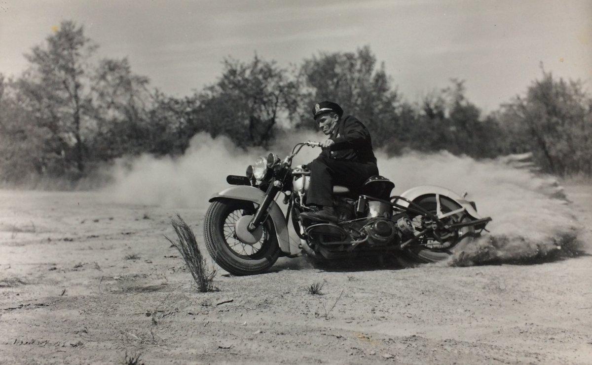 📸 Throwback Thursday 📸

July 4th, 1949

Patrolman John A. Chester is road checking a new Harley-Davidson Police Special. He retired as a captain in 1970. 🏍