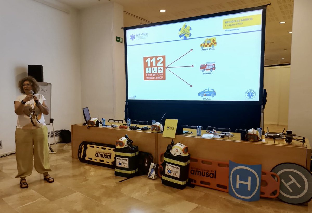 semes_imvdes's tweet photo. 🟡🔴 Taller de Aproximación Inicial en IMV con las nuevas tecnologías 🔴🟡 ¡Una experiencia completa en el #SEMES2025 en Murcia! 🙌
Primero, una sesión teórica impartida por instructores de primer nivel, con amplios conocimientos y pasión por compartir… #emergencias #IMVDES https://t.co/fLJgofDp10