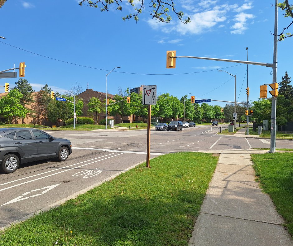 citymississauga's tweet image. We’re looking to do a study to review 3 roads in Ward 9 for future infrastructure improvements to improve safety and accessibility for all road users.

Join our public meeting to learn more
📆 June 11
⏰ 6:30pm
📍 Meadowvale Community Centre

mississauga.ca/Ward9RoadSafety