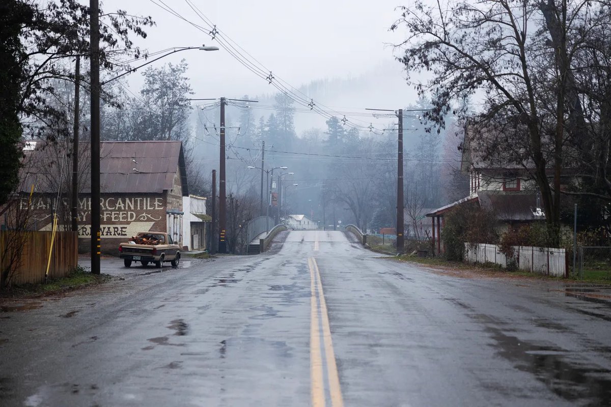 “The Man Who Unsolved a Murder”

If you’re accused of a crime, will someone investigate your side of the story? In California, there’s no guarantee.

 Via <a href="/AnatRubin1/">Anat Rubin</a>