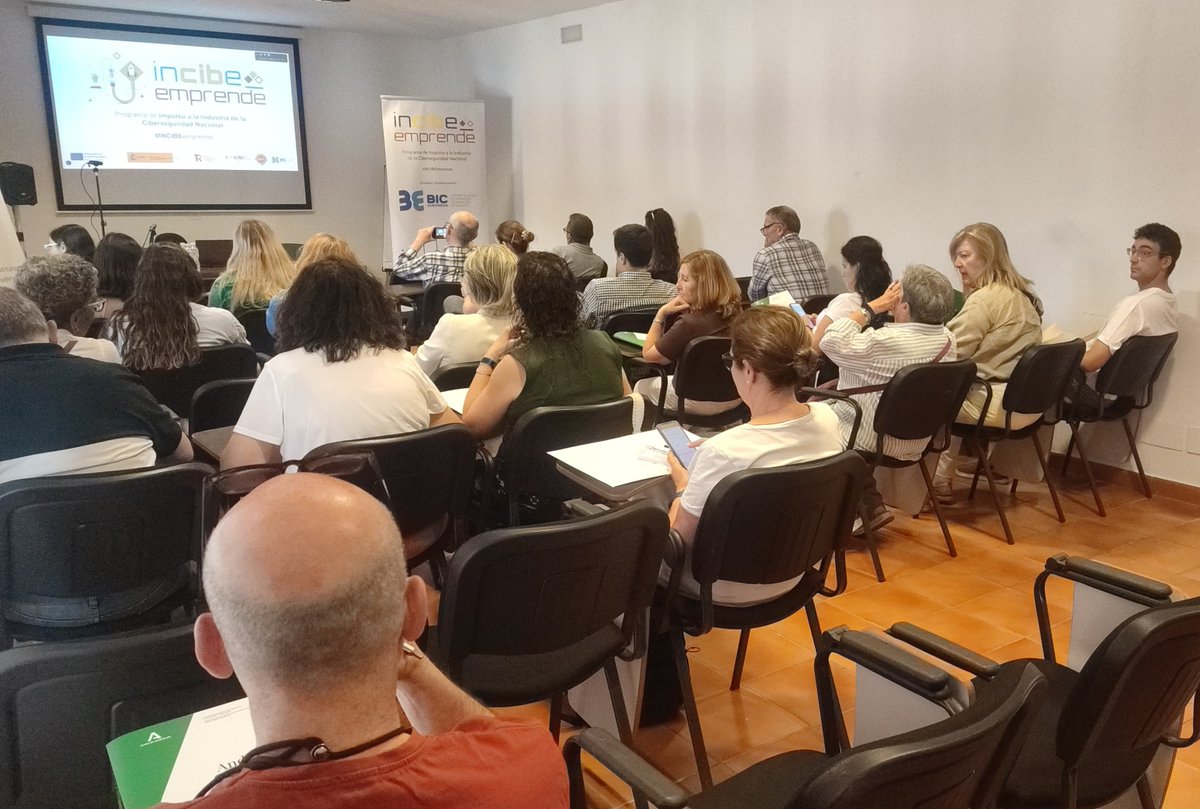 BicEuronova's tweet image. ¡Éxito de participación! 🤩 

Hoy en Ronda  &quot;La Ciberseguridad, prioridad en la Dirección Empresarial&quot; en  Jornada organizada por @BicEuronova  y  @diputacionMLG   en el marco del Programa @IncibeEmprende  del @INCIBE  Instituto Nacional de Ciberseguridad.

 Imparte #SecurityLab