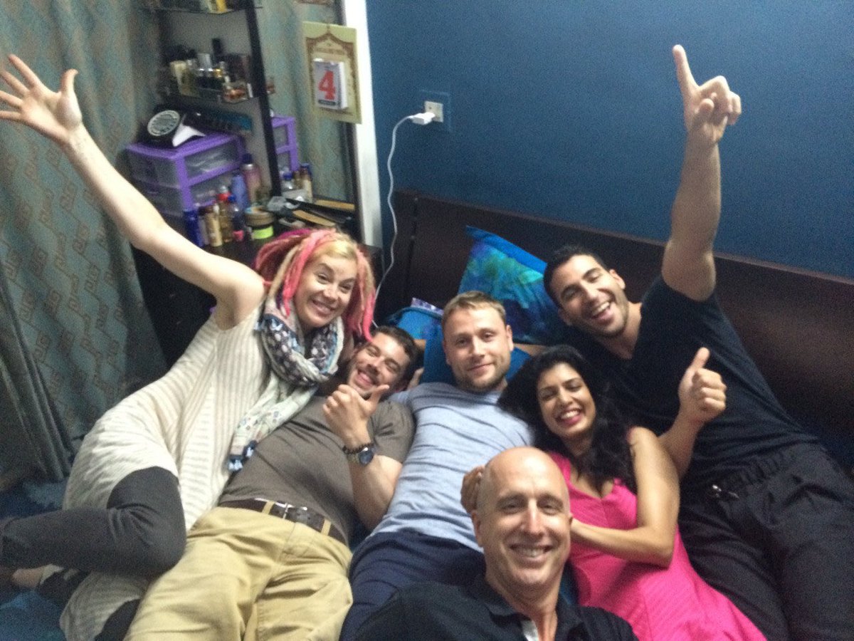 CineverseOff's tweet photo. 🎂 Il y a 10 ans, SENSE8 débarquait sur nos écrans ! 

La série @sense8 , créée par les Wachowski et J. Michael Straczynski, a été diffusée pour la 1ère fois le 5 juin 2015 sur @NetflixFR .

Cette série a marqué les esprits par son message d’unité et de diversité. https://t.co/C36Ap2GwNA