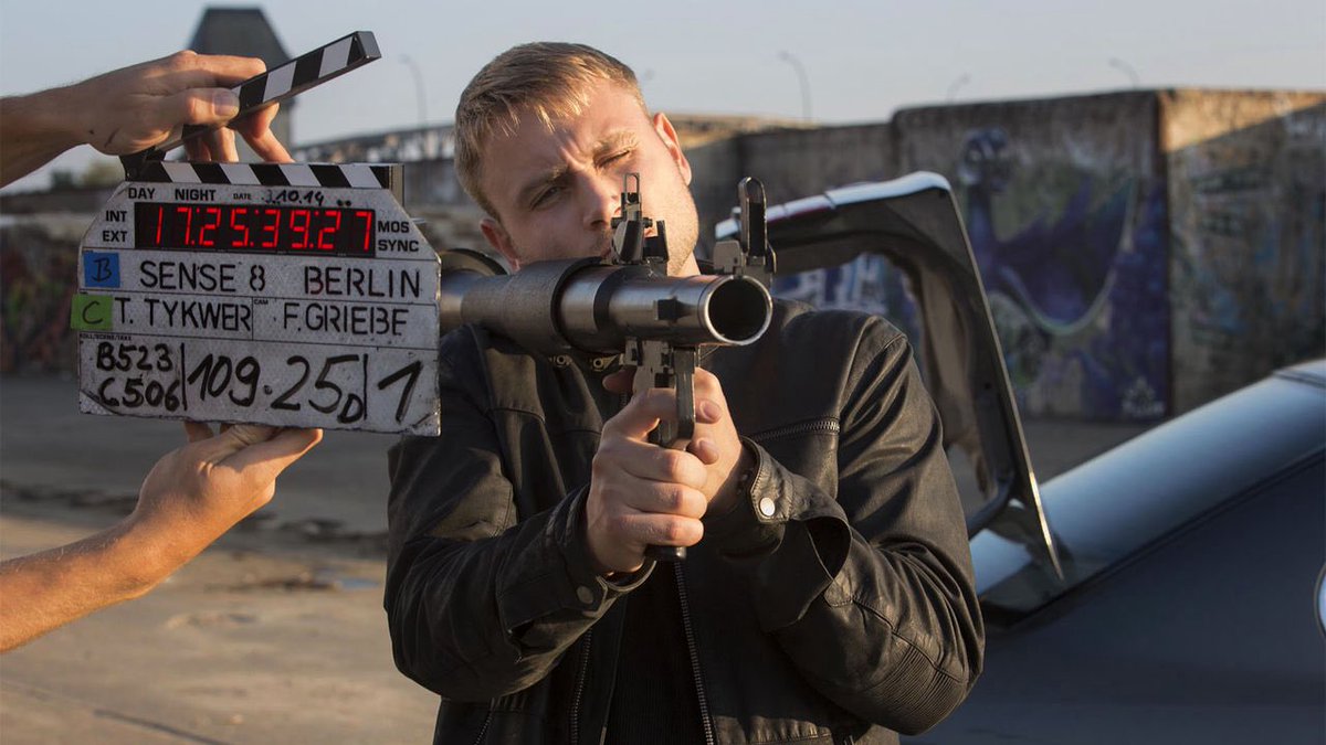 CineverseOff's tweet photo. 🎂 Il y a 10 ans, SENSE8 débarquait sur nos écrans ! 

La série @sense8 , créée par les Wachowski et J. Michael Straczynski, a été diffusée pour la 1ère fois le 5 juin 2015 sur @NetflixFR .

Cette série a marqué les esprits par son message d’unité et de diversité. https://t.co/C36Ap2GwNA