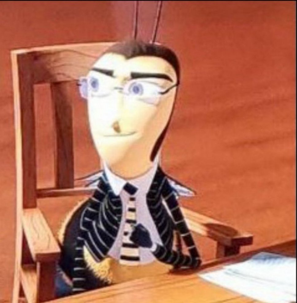 adaig__'s tweet photo. giornata di studio completamente rovinata dai meme di beppe bergomi sotto forma di ape, non saprei come spiegarlo al di fuori di questo social https://t.co/2eMeCNpxFm