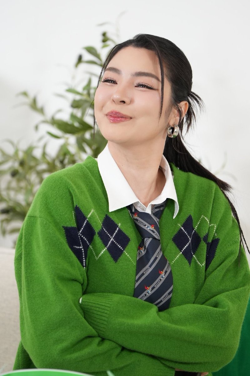 Monkii_Floy's tweet image. ไอ้แดงมันเป็นนักสู้                       ไอ้เขียวมันเป็นนักซิ่ง

SIMPLY THAI WITH FAYE
#SNPXFayePeraya