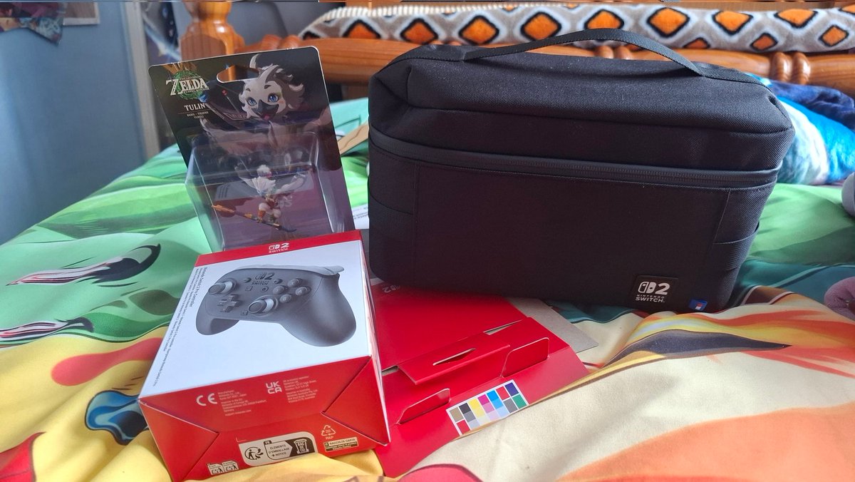 This has been my #Switch2 launch day so far because the concept of ringing a doorbell is alien to Royal Mail 😑 I'm making one last trip to the sorting office in the next hour, I don't trust them to not do the same crap tomorrow.