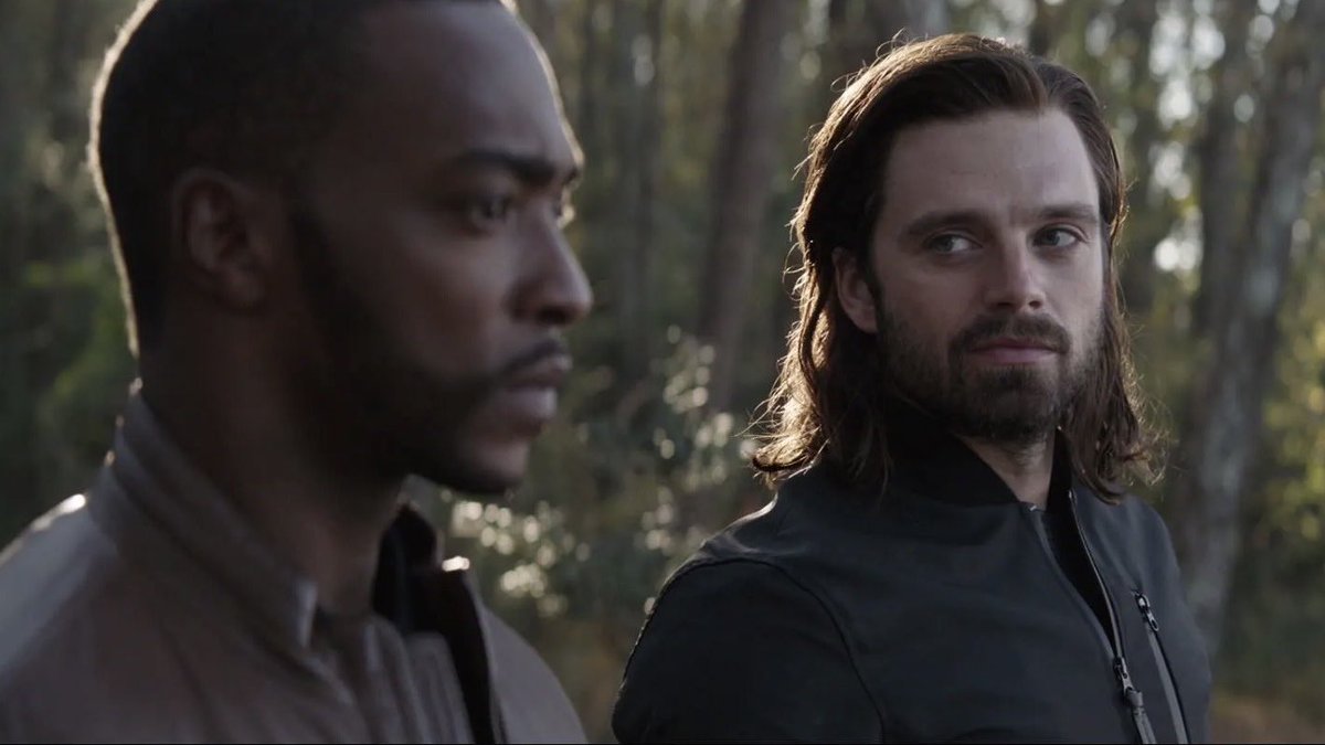 sambuckycomfort's tweet photo. does he always just stare like that? https://t.co/xUPVpBqXqp