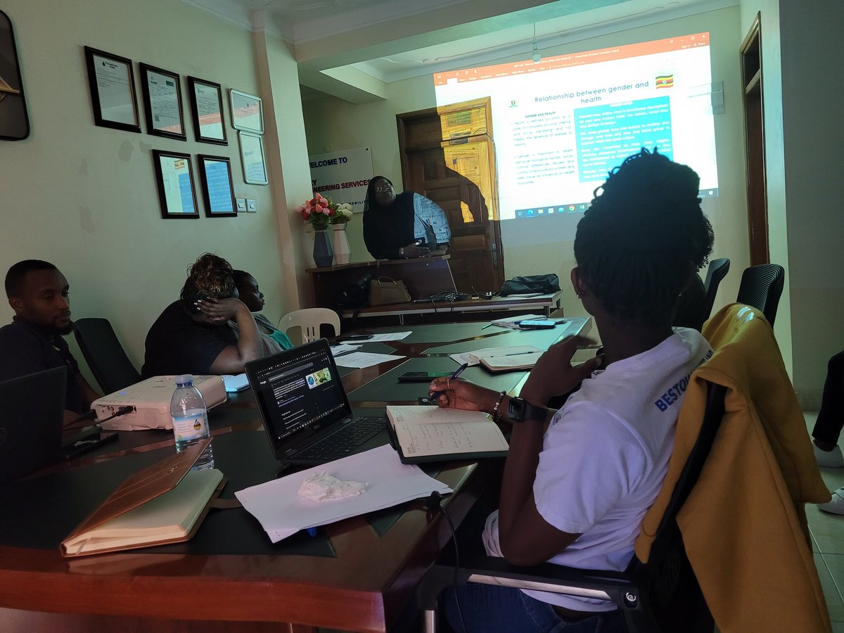 ReafUg's tweet photo. #CapacityDevelopmentSeries
Today, as #REAF staff, we deepened our knowledge of the link between #GBV & health & how healthcare providers are front liners in tackling #SGBV & #VAC.
🎯 Stronger skills, stronger change, stronger impact!
#PreventGBV
#SDG3ForAll
@KCCAUG https://t.co/B0YmGgpxEt
