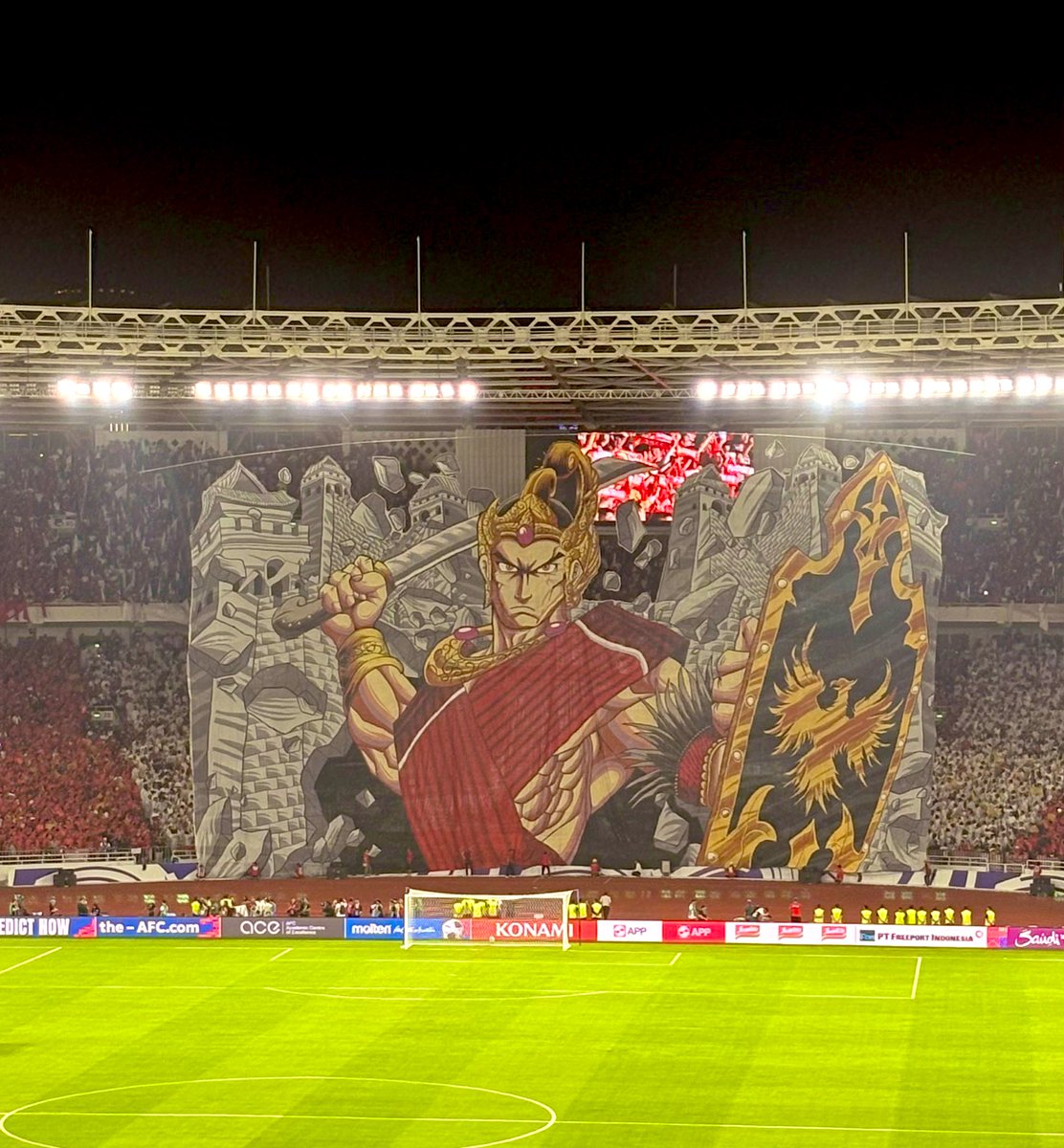 Tifo dari La Grande Indonesia malam ini menyalaaaaaaaa!