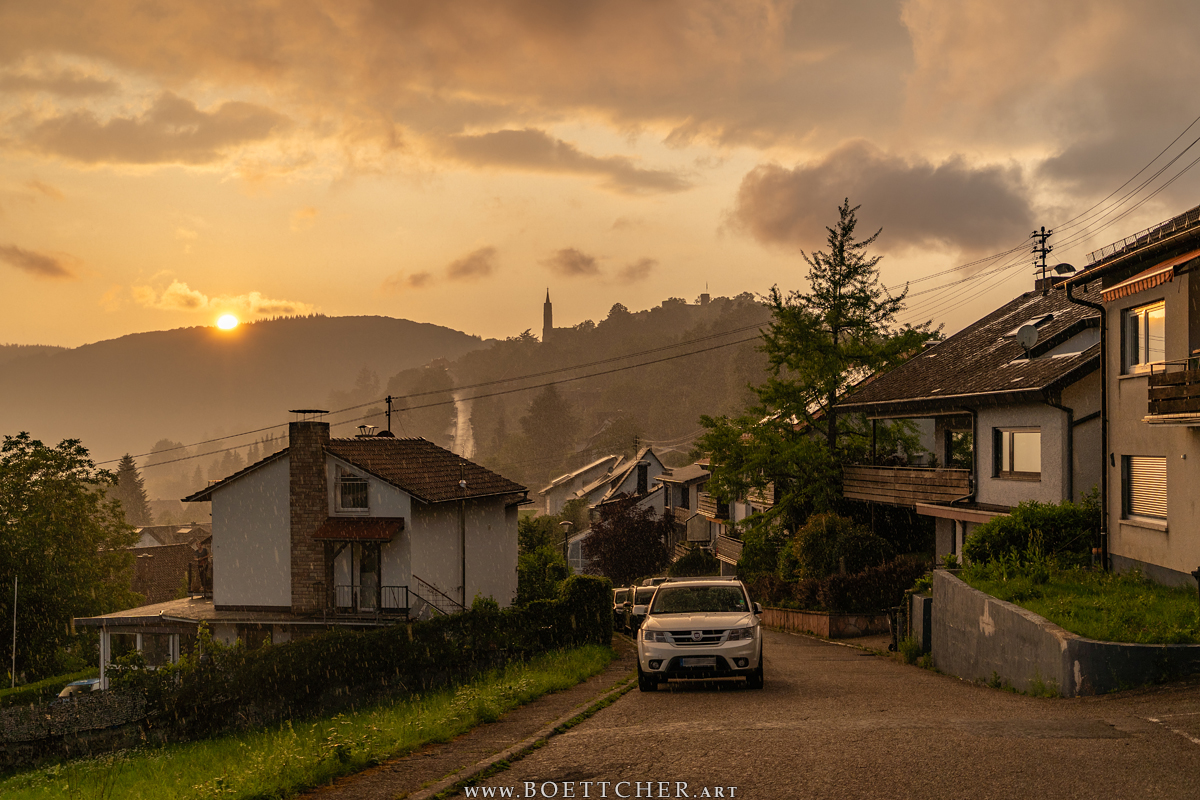 saschaboettcher's tweet photo. A rainy sunset in #Dilsberg 😊#Germany #Deutschland #BadenWürttemberg #Europe #Europa #Photography #Kurpfalz #Neckargemünd #sunset #Sonnenuntergang #rainy #regnerisch #sky #Himmel #clouds #Wolken #June #Juni #nature #Natur https://t.co/BsLa2MLOH9