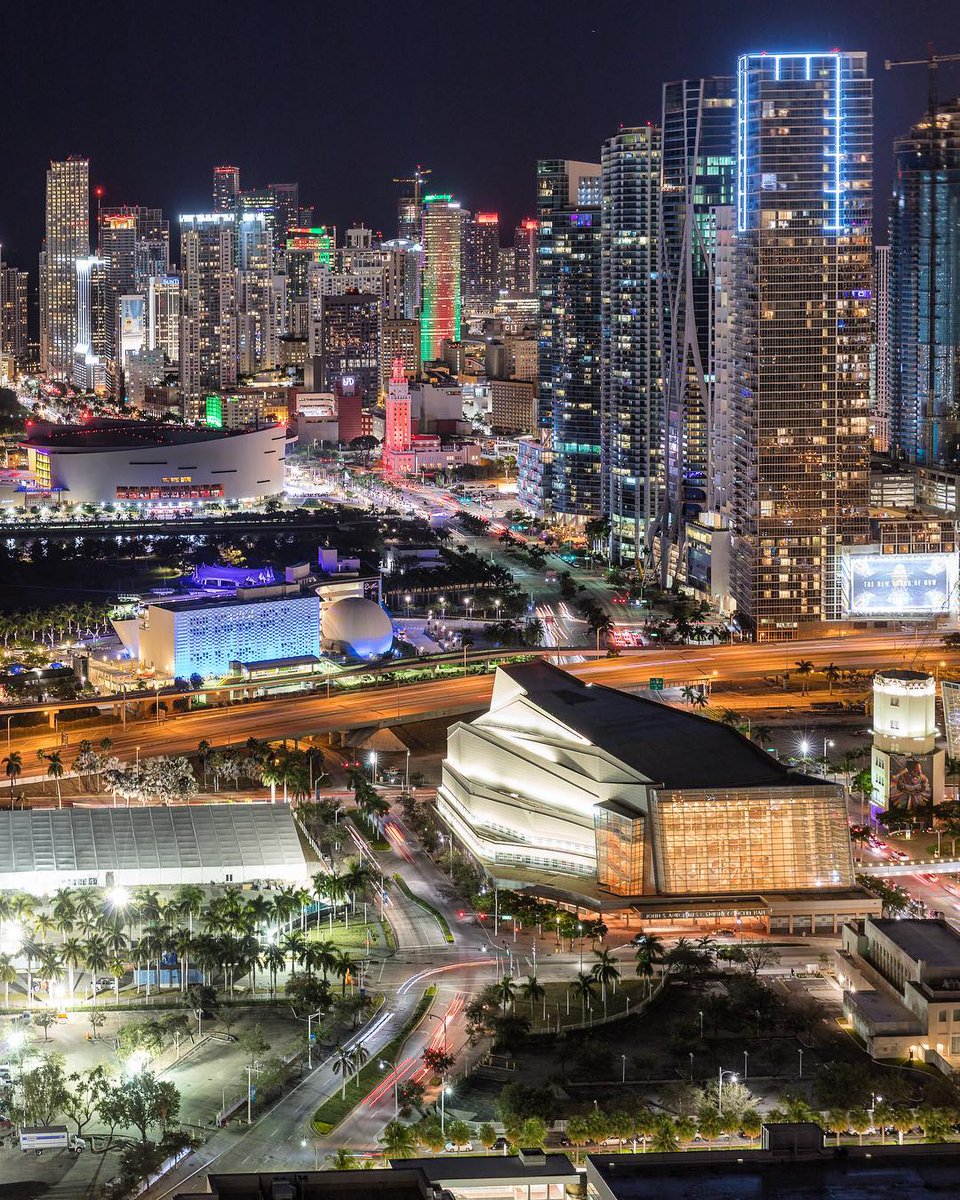 Greater Miami and Miami Beach (@visitmiami) on Twitter photo Experience the enchanting glow of Miami's downtown at night 🌃 Immerse yourself in world-class performances at the <a href="/ArshtCenter/">Adrienne Arsht Center</a> surrounded by the electric energy that only Miami can offer ✨#FindYourMiami
(via IG/AtlasWon) Experience the enchanting glow of Miami's downtown at night 🌃 Immerse yourself in world-class performances at the <a href="/ArshtCenter/">Adrienne Arsht Center</a> surrounded by the electric energy that only Miami can offer ✨#FindYourMiami
(via IG/AtlasWon)
