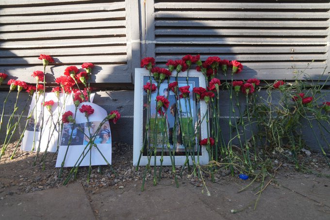 5 Haziran 2015’te barışa ve demokrasiye karşı, insanlığa karşı işlenmiş büyük suçlardan biri olan İstasyon Meydanı katliamının yıldönümünde yitirdiğimiz canları saygıyla anıyorum.  
Geride kalan ailelere sabır diliyorum ve yaralı kurtulan tüm canlarımızı da saygıyla anıyorum.