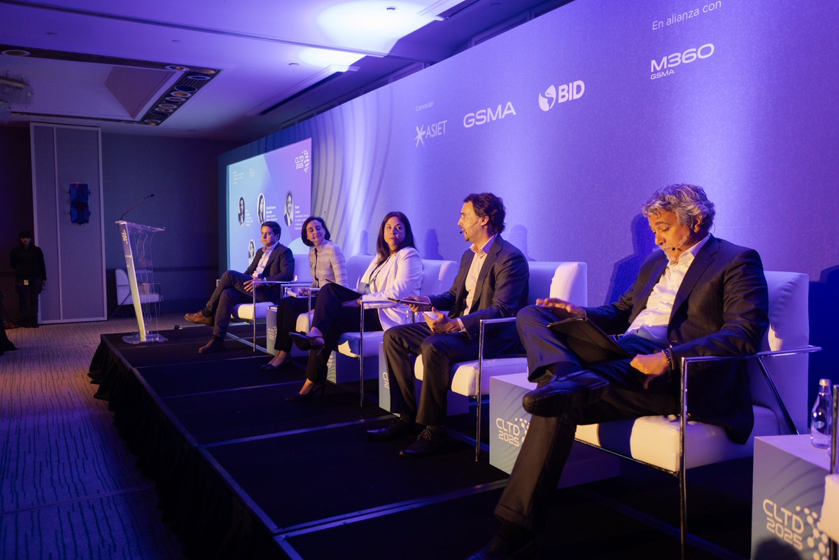 😁 ¿Hacemos un recap del #CLTD25? Lo que nos gusta llamar #ReviveCLTD

En la apertura conjunta del #CLTD25 y #M360 Latam, <a href="/marymendezji/">Maryleana Mendez</a> (<a href="/asiet_lat/">ASIET</a>) hizo foco en la urgencia del cambio regulatorio y la corresponsabilidad de todos los actores del ecosistema para el desarrollo de