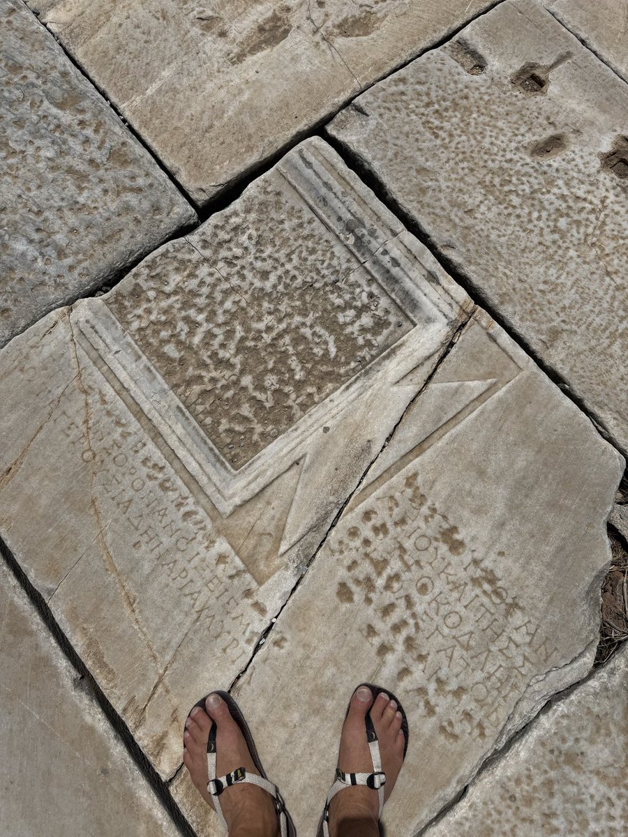 LOOK WHERE MY HEMP MONKEYS TOOK ME! ⁦<a href="/LUNAsandals/">LUNA Sandals</a>⁩