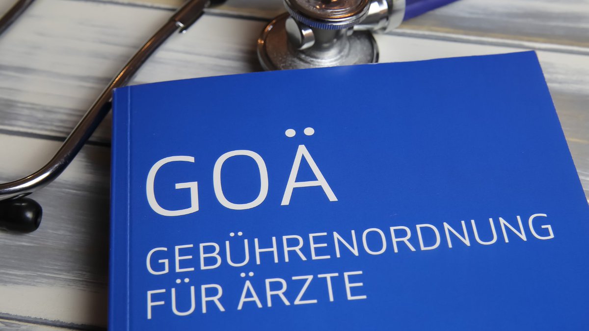 Bundesverband der Niedergelassenen Diabetologen (@bvnd_ev) on Twitter photo Mit dem vorliegenden Entwurf der neuen GOÄ erfährt die sprechende Medizin endlich eine sichtbare Aufwertung. Gerade in der diabetologischen Versorgung ist das ein längst überfälliger Schritt. Aktuelle PM des <a href="/bvnd_eV/">Bundesverband der Niedergelassenen Diabetologen</a>
bvnd.de/presse/pressem…
<a href="/DDG_Tweets/">Deutsche Diabetes Gesellschaft</a>
<a href="/BMG_Bund/">Bundesgesundheitsministerium</a>
<a href="/ninawarken/">Nina Warken</a> Mit dem vorliegenden Entwurf der neuen GOÄ erfährt die sprechende Medizin endlich eine sichtbare Aufwertung. Gerade in der diabetologischen Versorgung ist das ein längst überfälliger Schritt. Aktuelle PM des <a href="/bvnd_eV/">Bundesverband der Niedergelassenen Diabetologen</a>
bvnd.de/presse/pressem…
<a href="/DDG_Tweets/">Deutsche Diabetes Gesellschaft</a>
<a href="/BMG_Bund/">Bundesgesundheitsministerium</a>
<a href="/ninawarken/">Nina Warken</a>