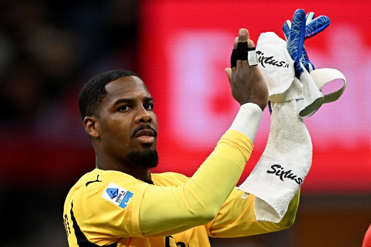 🚨 Understand Mike Maignan has told Milan he wants to join Chelsea.

No guarantee a move happens as Milan’s £20m-£25m price remains, but the French keeper has now made it clear he wants to leave. Chelsea expected to place a bid to see if they can secure Maignan before the CWC.