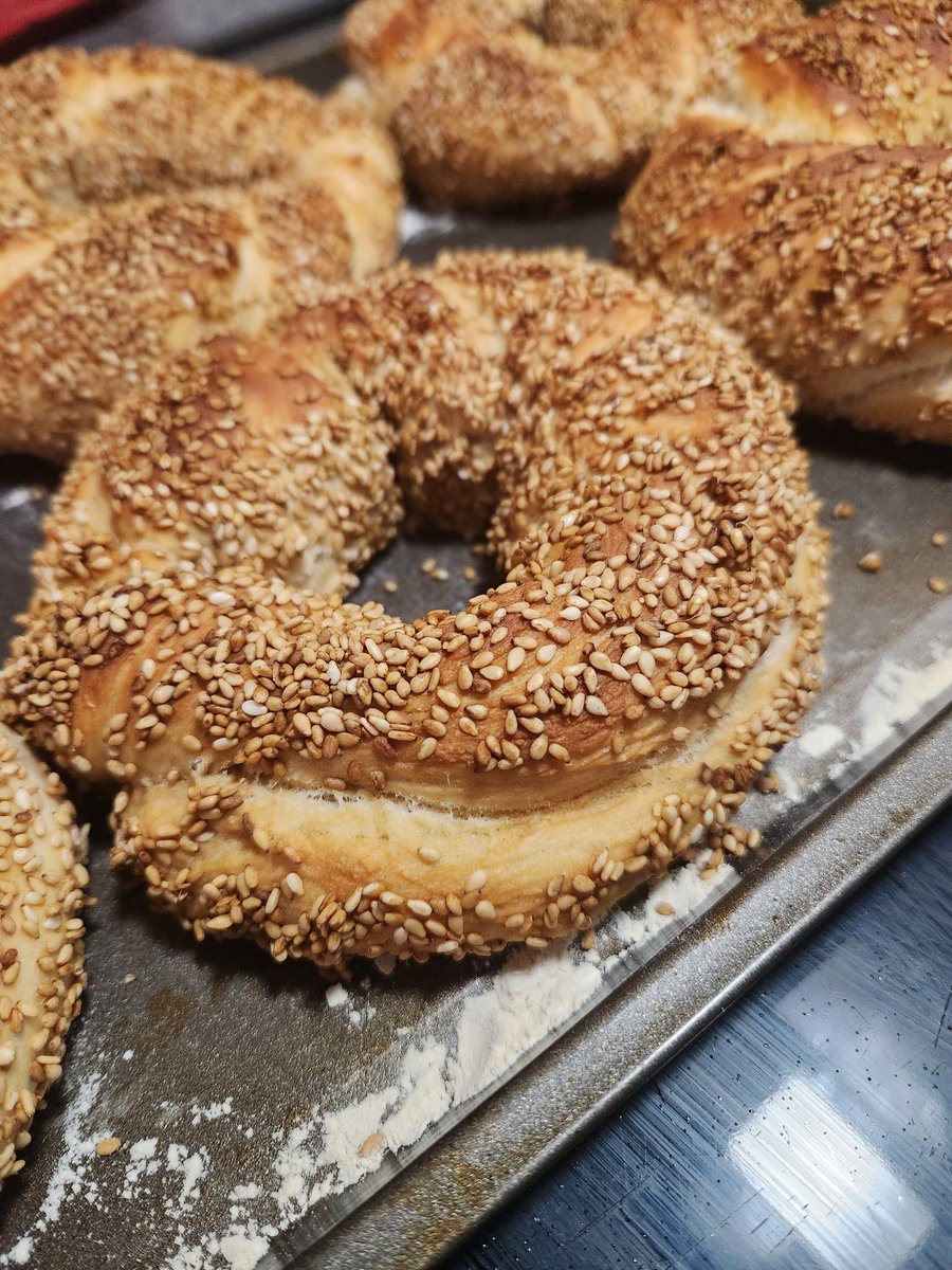 Spudshacks's tweet image. Who loves Simit ❤️