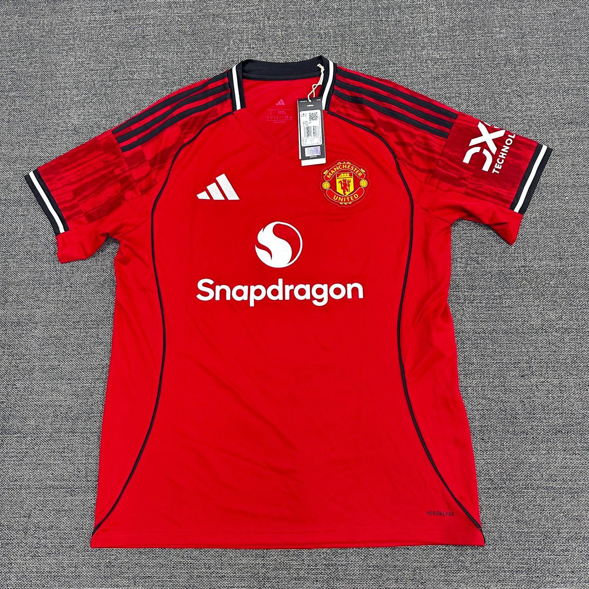 MufcWonItAll2's tweet image. Manchester United 25/26 season shirts.