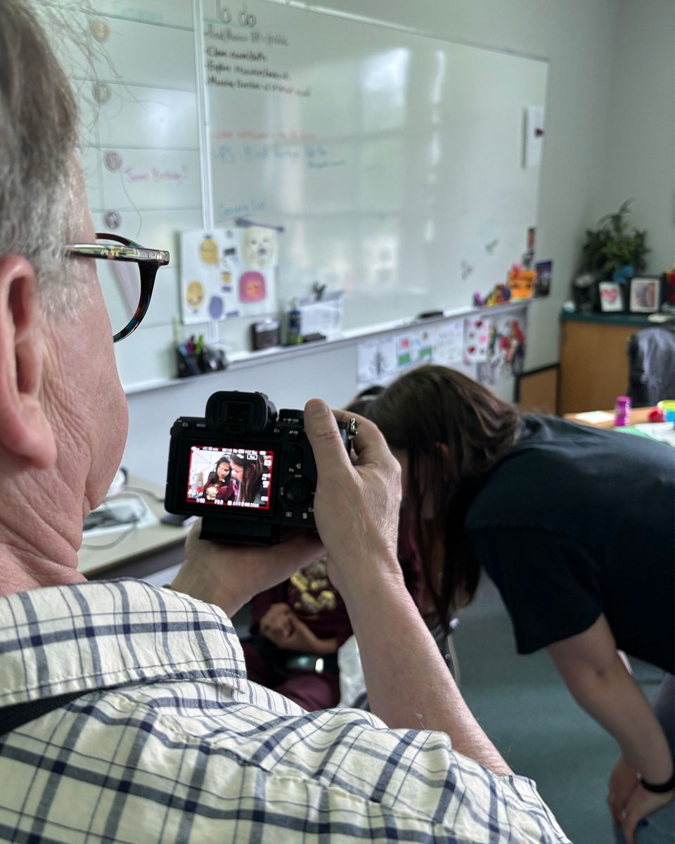 Tim &amp; Gary visited Thomas Haney Secondary in #MapleRidge, where Rayna shared her typical school day &amp; they captured her success using the Tobii I-13 #EyeGaze system. A SETstory video is in production!

<a href="/SD42news/">School District No. 42</a> #BCEd #InclusiveClassrooms #AssistiveTechnology #SD42 <a href="/TobiiDynavox/">Tobii Dynavox®</a>