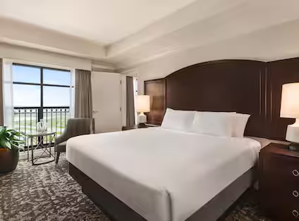 Embassy Suites Lake Buena Vista South tweet media