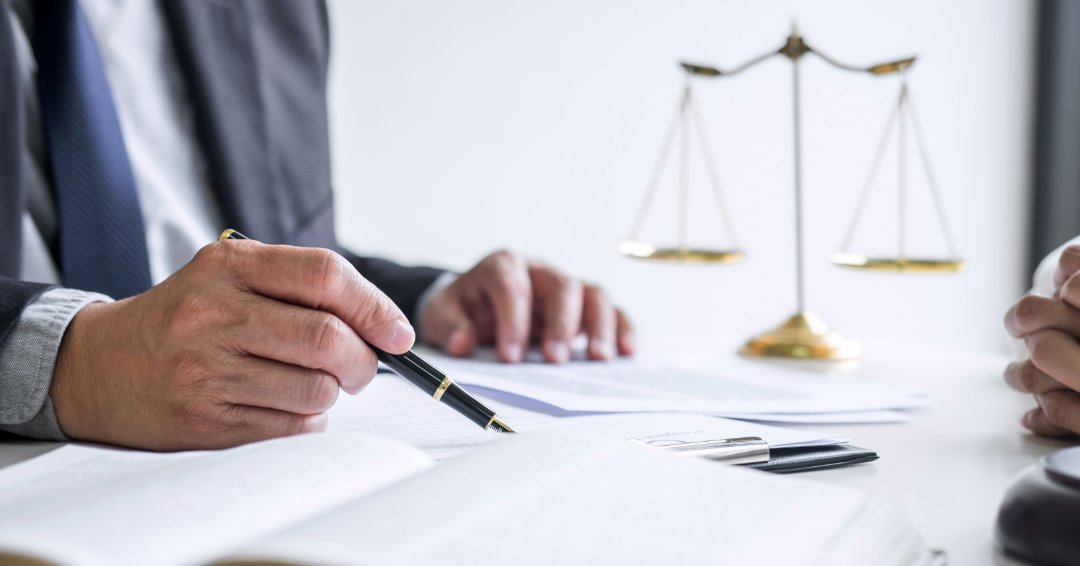 Tort law is wide ranging area of the law that you’ll encounter during your law degree and throughout your legal career too. 

In our blog, we look at what tort law is, the elements of a tort law case and how it compares to criminal law ➡️ ow.ly/yc3S50W3SJw