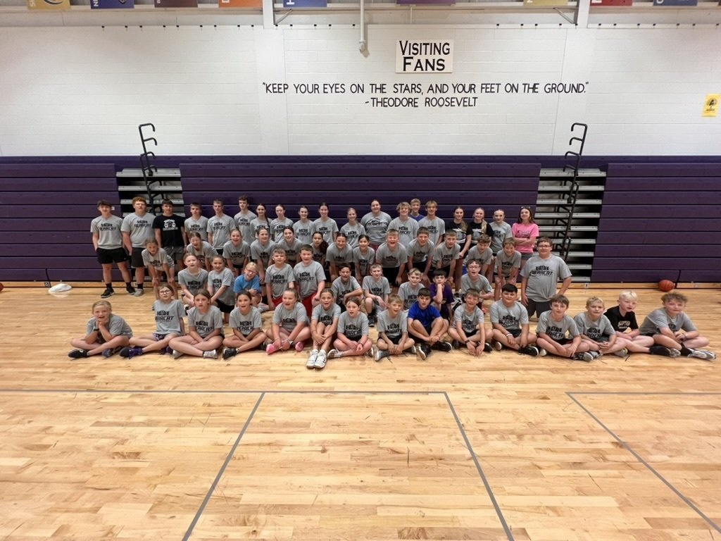 hamptonhawks1's tweet image. Completion of the first ever Bearcat Basketball Camp. Definitely a huge success.