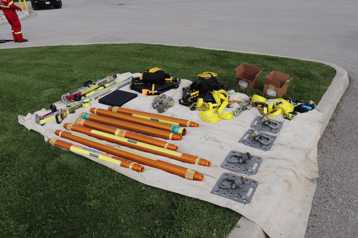 Here are some shots of the <a href="/Paratech_Inc/">Paratech, Inc.</a> product information and familiarization session hosted by Thames Centre Fire Department

Great hands-on experience, valuable insights, and collaboration with dedicated professionals. 👨‍🚒💪🔥

#AJSBehindTheScenes #Paratech