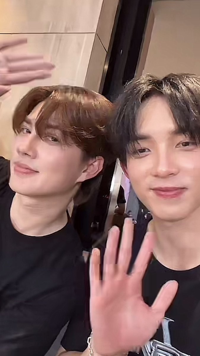 วันนี้เติม 🦊🐈 จากหน้าจอแนะ 
คิดถึงสองแสบนะค้าบ <a href="/Benzalert_np/">BENZALERT 🦊</a> <a href="/garfinpkk/">Garfield 潘塗瑞</a> พักผ่อนเยอะ ๆ น้า กำลังใจอยู่ตรงนี้เสมอเลย 🤲🏻🤍