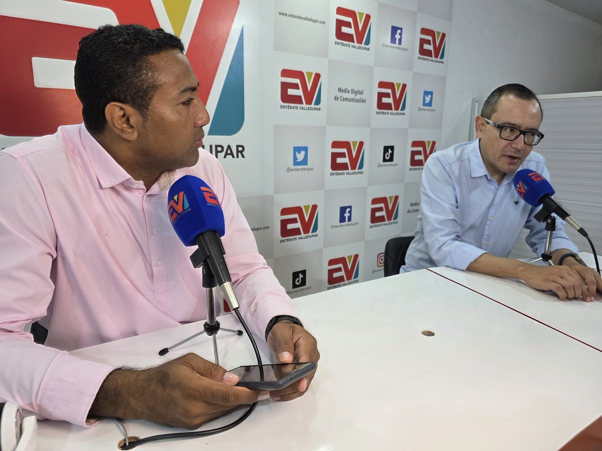 Arturo Alfaro (@aralfa21) on Twitter photo Desde este jueves 5 de junio, Valledupar se llena de letras, arte y cultura con la Feria del Libro (Felva 2025)
Carlos Marín, en su visita a <a href="/enteratevpar/">EnterateValledupar</a> destacó que esta feria es una apuesta por consolidar a la ciudad como una ciudad lectora y cultural. instagram.com/reel/DKhjzn5tw… Desde este jueves 5 de junio, Valledupar se llena de letras, arte y cultura con la Feria del Libro (Felva 2025)
Carlos Marín, en su visita a <a href="/enteratevpar/">EnterateValledupar</a> destacó que esta feria es una apuesta por consolidar a la ciudad como una ciudad lectora y cultural. instagram.com/reel/DKhjzn5tw…