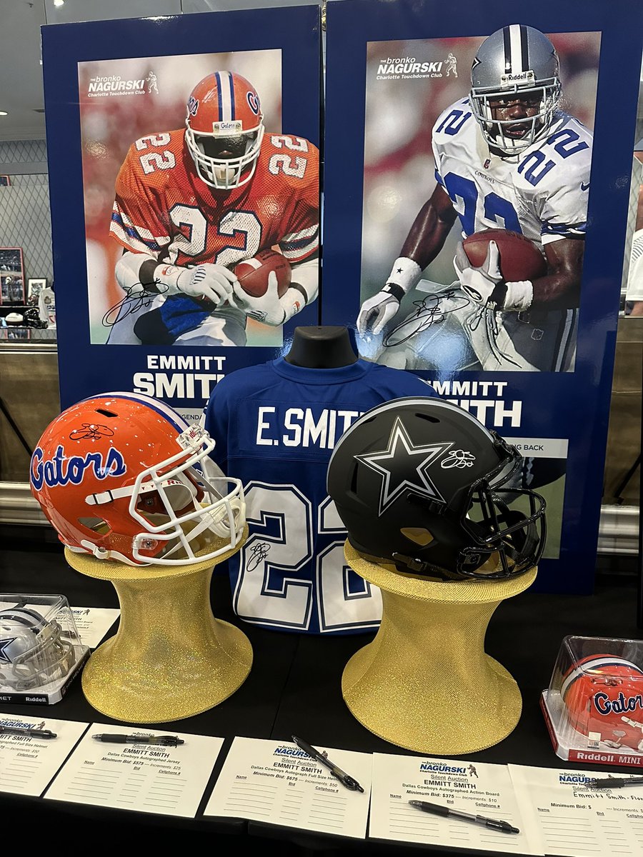 Check out some of our awesome <a href="/dallascowboys/">Dallas Cowboys</a> great Emmitt Smith items up for auction!