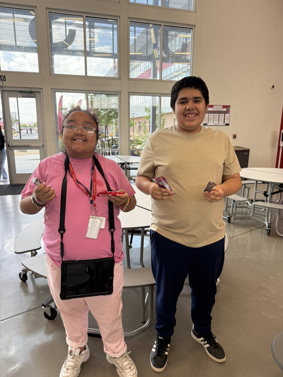 EMarie_Morales's tweet image. Finishing the year strong! 💪🦊 Our Foxes showed up every day in May—on time and ready to learn. #AttendanceMatters #FoxPride
#bethechange @AliciaJ139