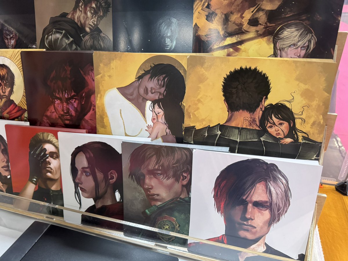 PrinceRevenant's tweet image. i’m set up now at Dokomi table 3F70 in halle 3! I have my new guts and casca mother’s/father’s day prints for the first time 😌