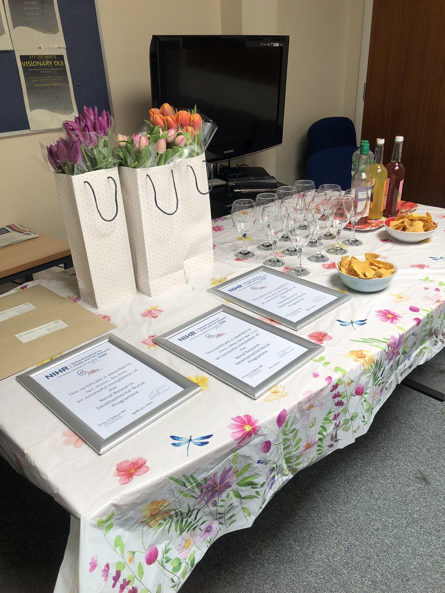 Antonella Ghezzi (@antonellaghezz4) on Twitter photo Today I had the great honour of awarding a number of certificates of achievement as well as long service awards. Very well done Renal Research Team <a href="/LeicResearch/">Research at Leicester's Hospitals</a> <a href="/Leic_hospital/">Leicester's Hospitals</a>. A very well led team! Today I had the great honour of awarding a number of certificates of achievement as well as long service awards. Very well done Renal Research Team <a href="/LeicResearch/">Research at Leicester's Hospitals</a> <a href="/Leic_hospital/">Leicester's Hospitals</a>. A very well led team!