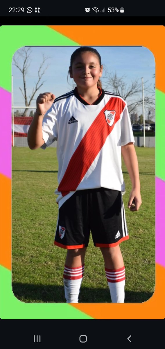 FelicitasF10's tweet photo. Debuté en Sub 14  @RiverPlateFem ❤️😍.
Hermoso partido vs @Independiente .
Cuanto lo había soñado ...
Gracias !!!
La M por mis papás Mavi y Maxi 👨‍👩‍👧 https://t.co/KPTpxQHqH1