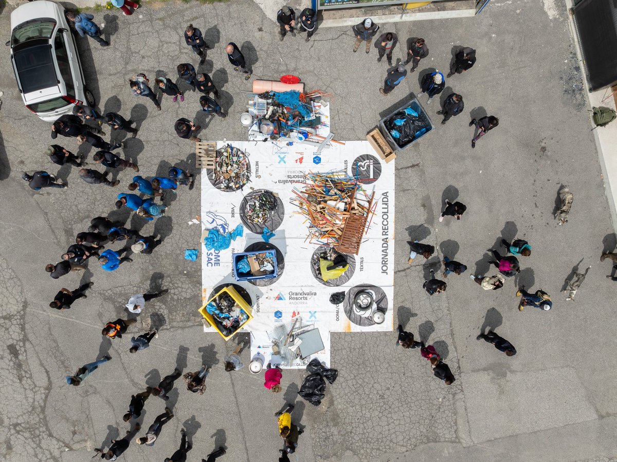 Jornada Muntanyes Netes 2025 🌍
+250 persones, 1.291 kg de residus i un sol objectiu: cuidar el que estimem.
Gràcies a tothom que ho ha fet possible.
Junts fem que la muntanya sigui infinita. ⛰️♻️ #muntanyesnetes