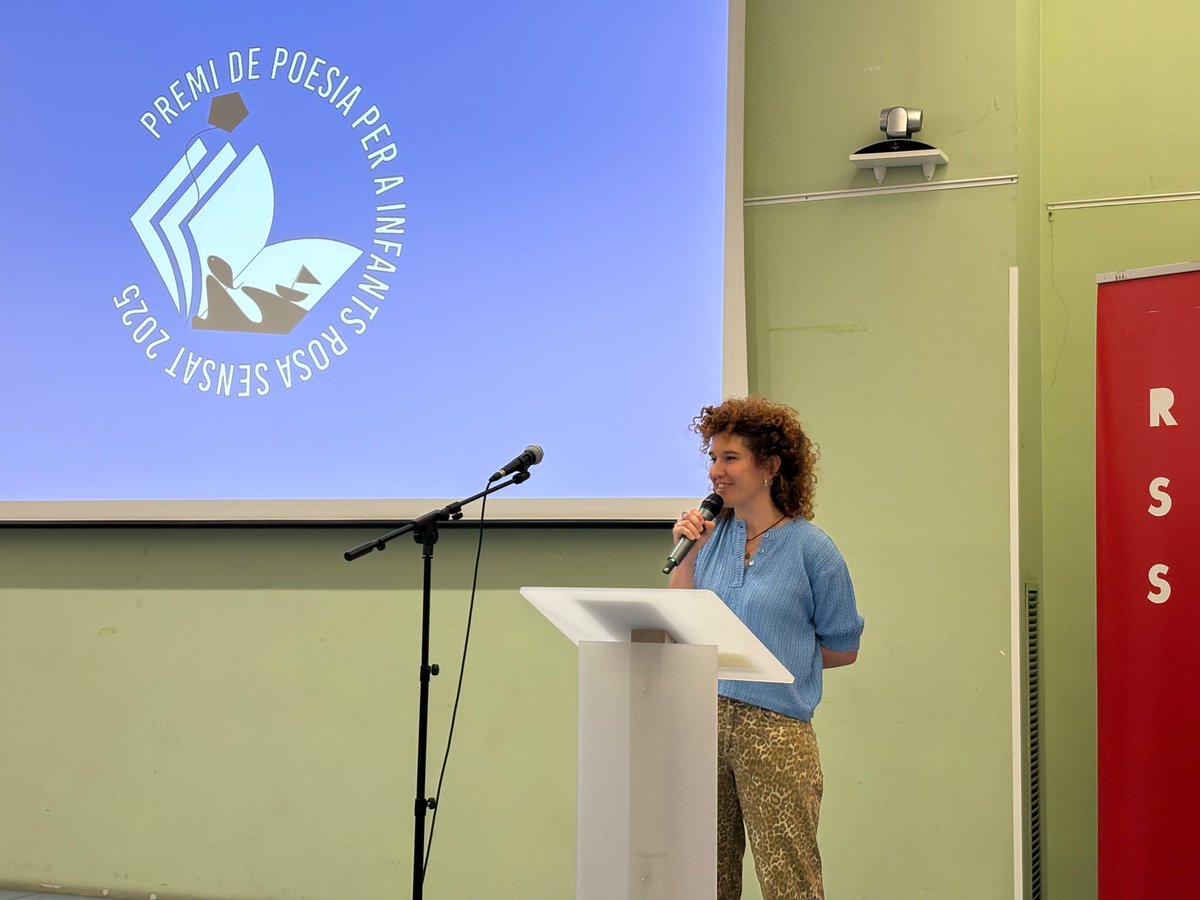 Rosa Sensat (@rosasensat) on Twitter photo Comença l'acte de lliurament II Premi de Poesia per a Infants Rosa Sensat. Estimulem la creació i publicació de poesia de qualitat en català, dirigida als infants, i promoure la lectura en aquest gènere. Condueix l’acte la Raquel Santanera. <a href="/KalandrakaEdit/">Kalandraka Editora</a> <a href="/DaniEspresate/">Dani Espresate Romero</a> Comença l'acte de lliurament II Premi de Poesia per a Infants Rosa Sensat. Estimulem la creació i publicació de poesia de qualitat en català, dirigida als infants, i promoure la lectura en aquest gènere. Condueix l’acte la Raquel Santanera. <a href="/KalandrakaEdit/">Kalandraka Editora</a> <a href="/DaniEspresate/">Dani Espresate Romero</a>
