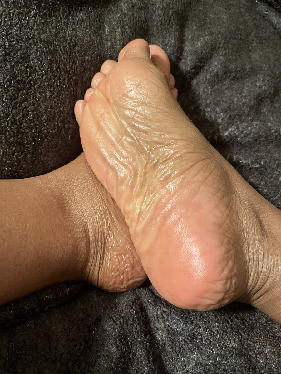 Sleepy soles. Wake them up. $valkyriieSS