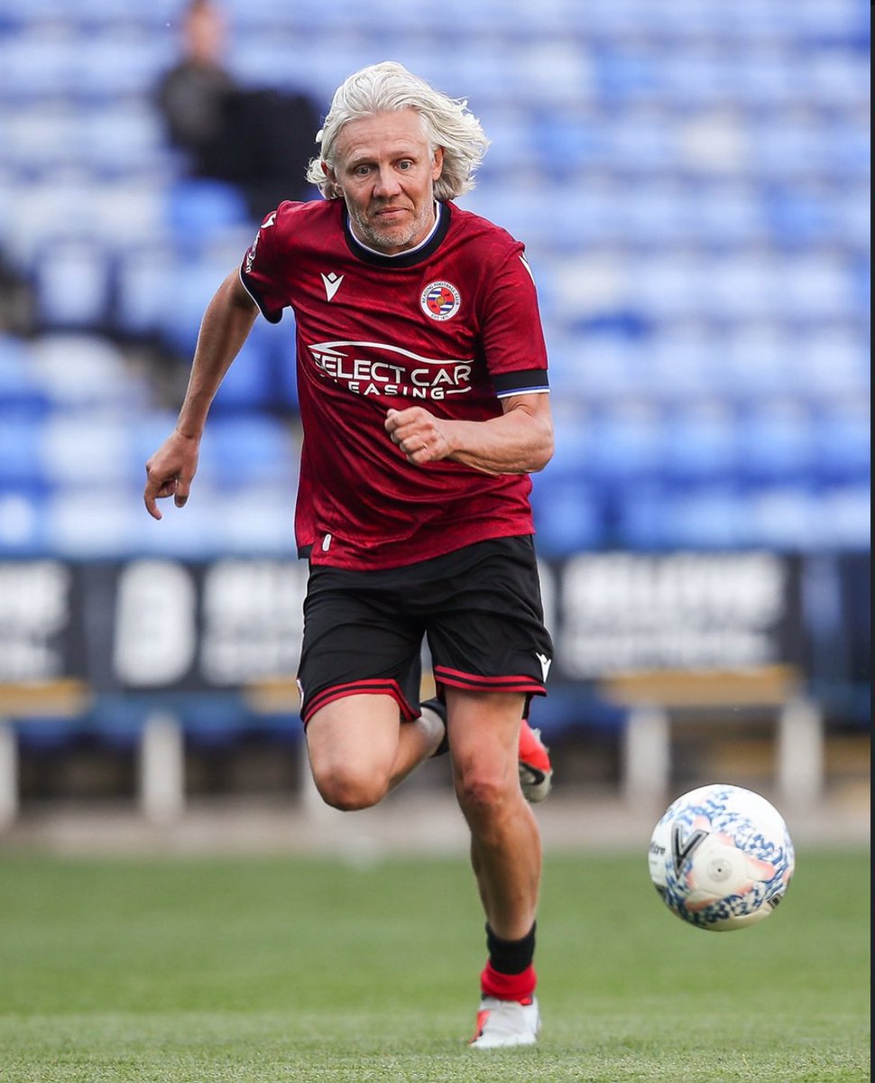 Potential ✍️ 🤔
Wouldn’t mind him tbf 😂 #readingfc